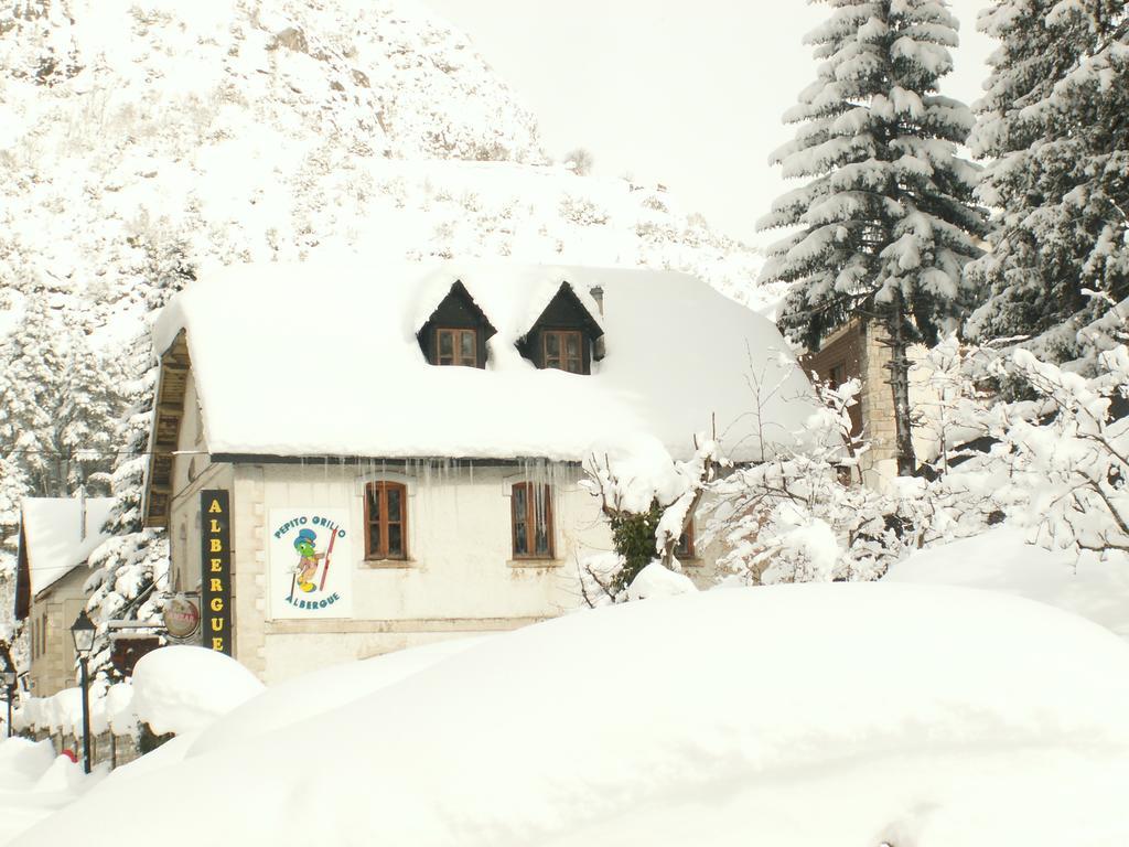 Albergue Pepito Grillo Canfranc Exterior foto