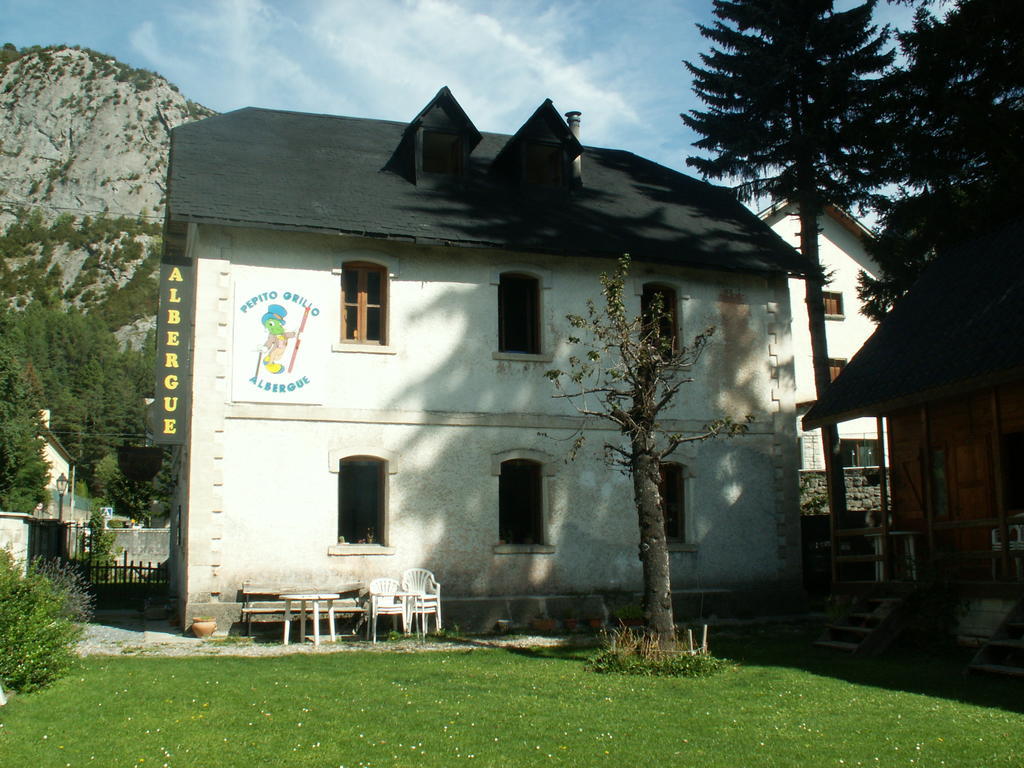 Albergue Pepito Grillo Canfranc Exterior foto